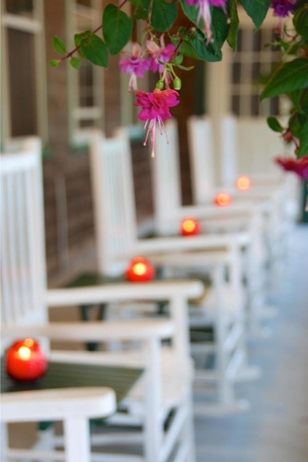 Pequot Hotel Oak Bluffs Eksteriør bilde